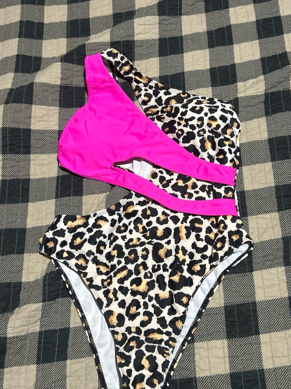 SHEIN One-Shoulder Leopard Print One-Piece Swimsuit with Hot Pink Panels